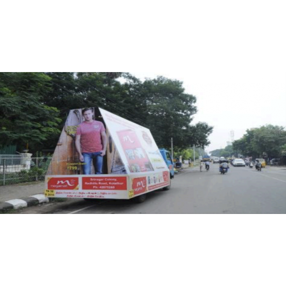 Triangle Box Type Display Van
