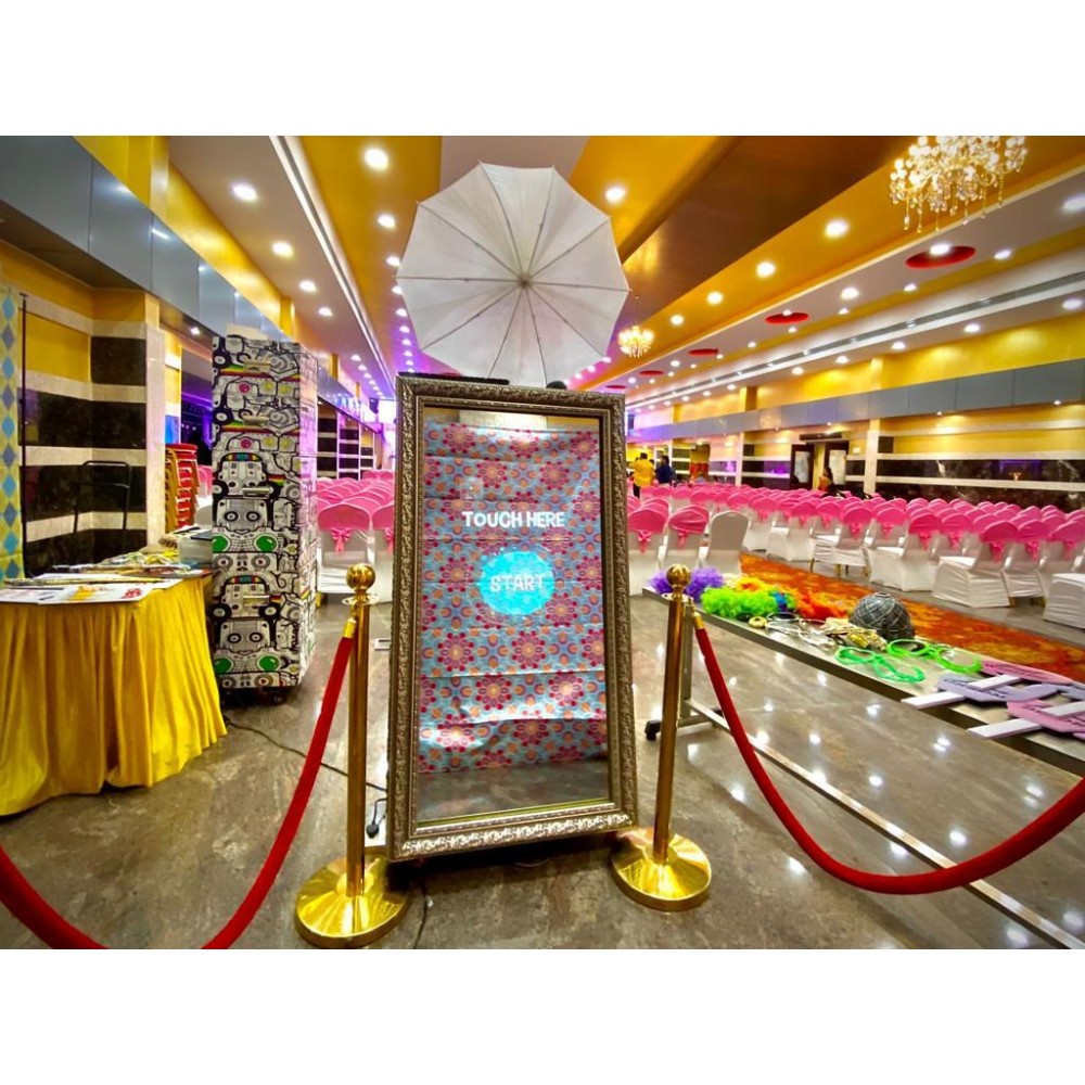 Magic Mirror - Instant Photos