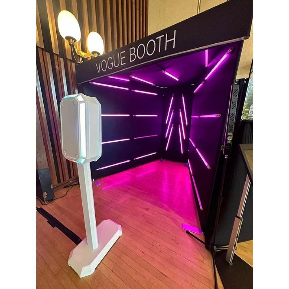 VOGUE LED PHOTO BOOTH
