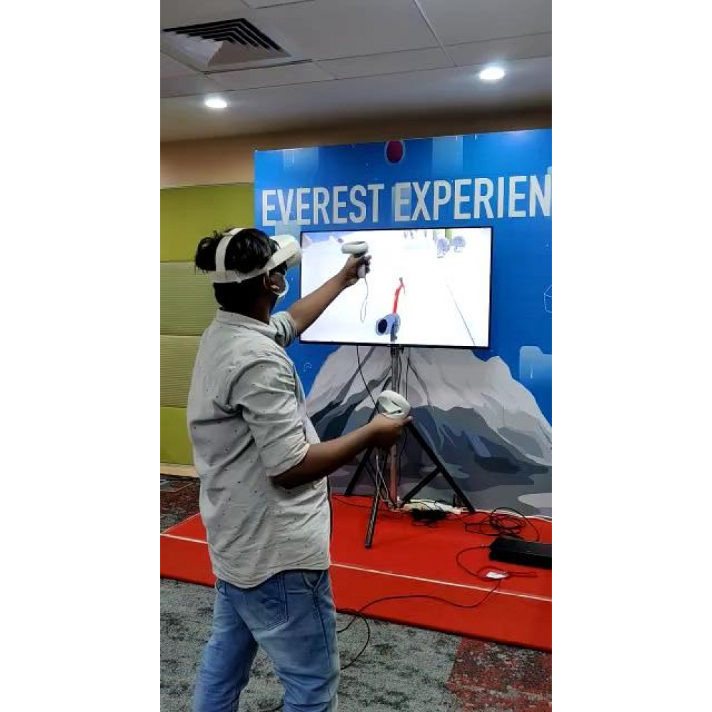 META SHOT EVEREST CLIMBING