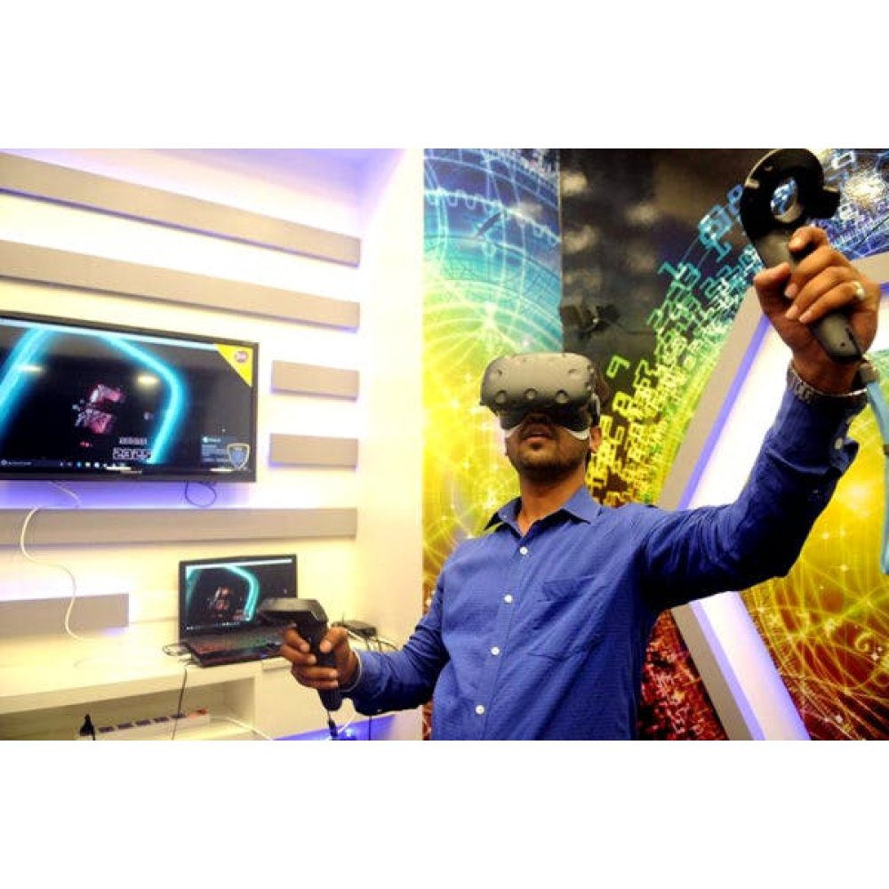 VIRTUAL REALITY GAME